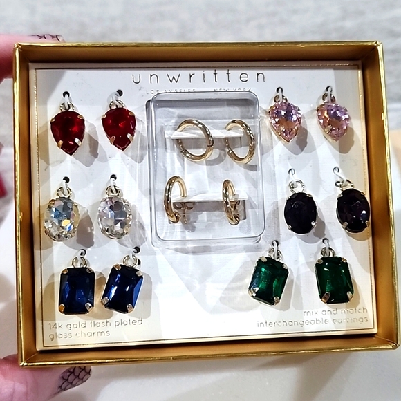 NIB Earring Set with multiple interchangeable color hanging charms by Unwritten - Picture 7 of 9